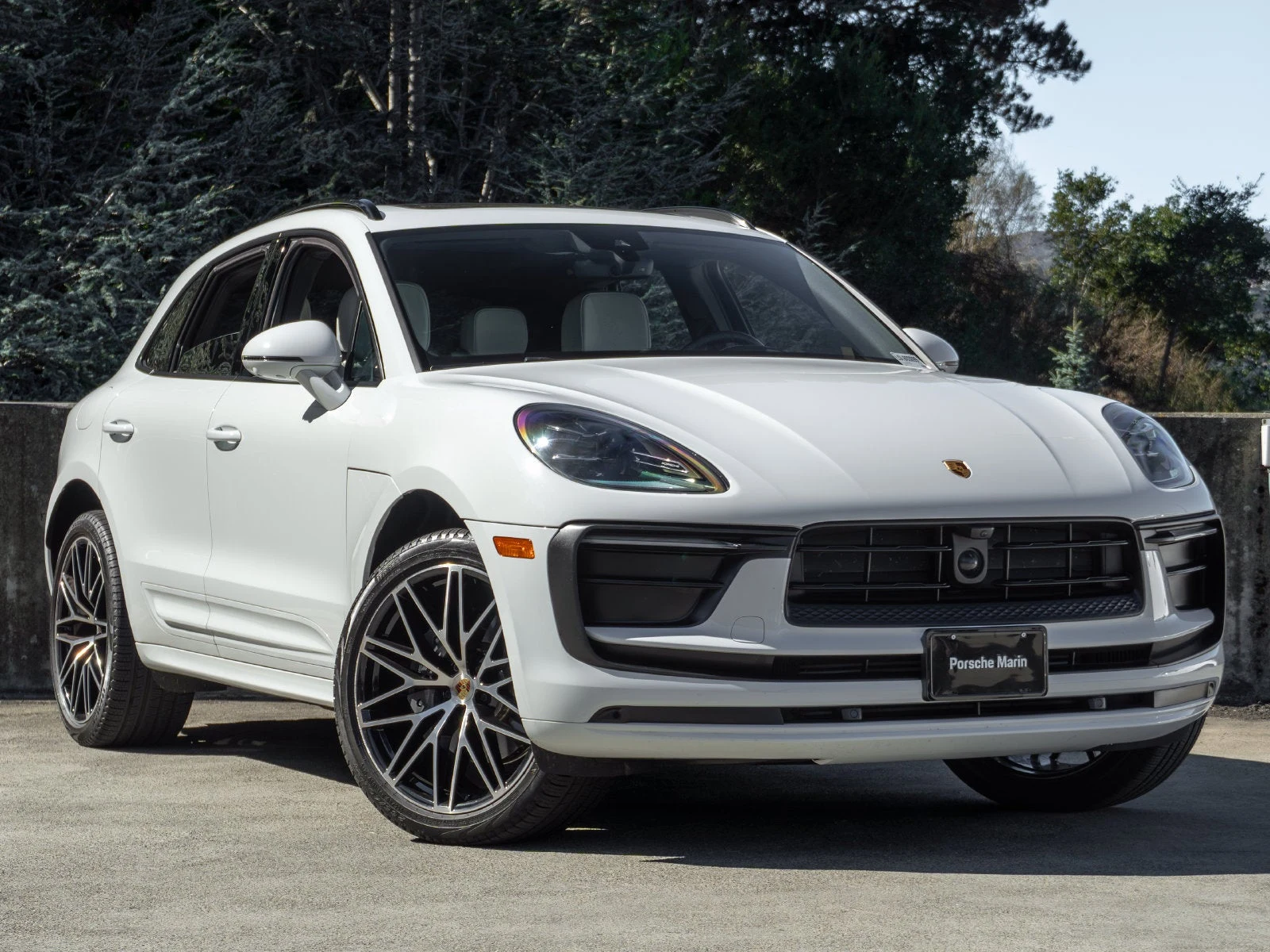 2025 Porsche Macan (95B), 6/20