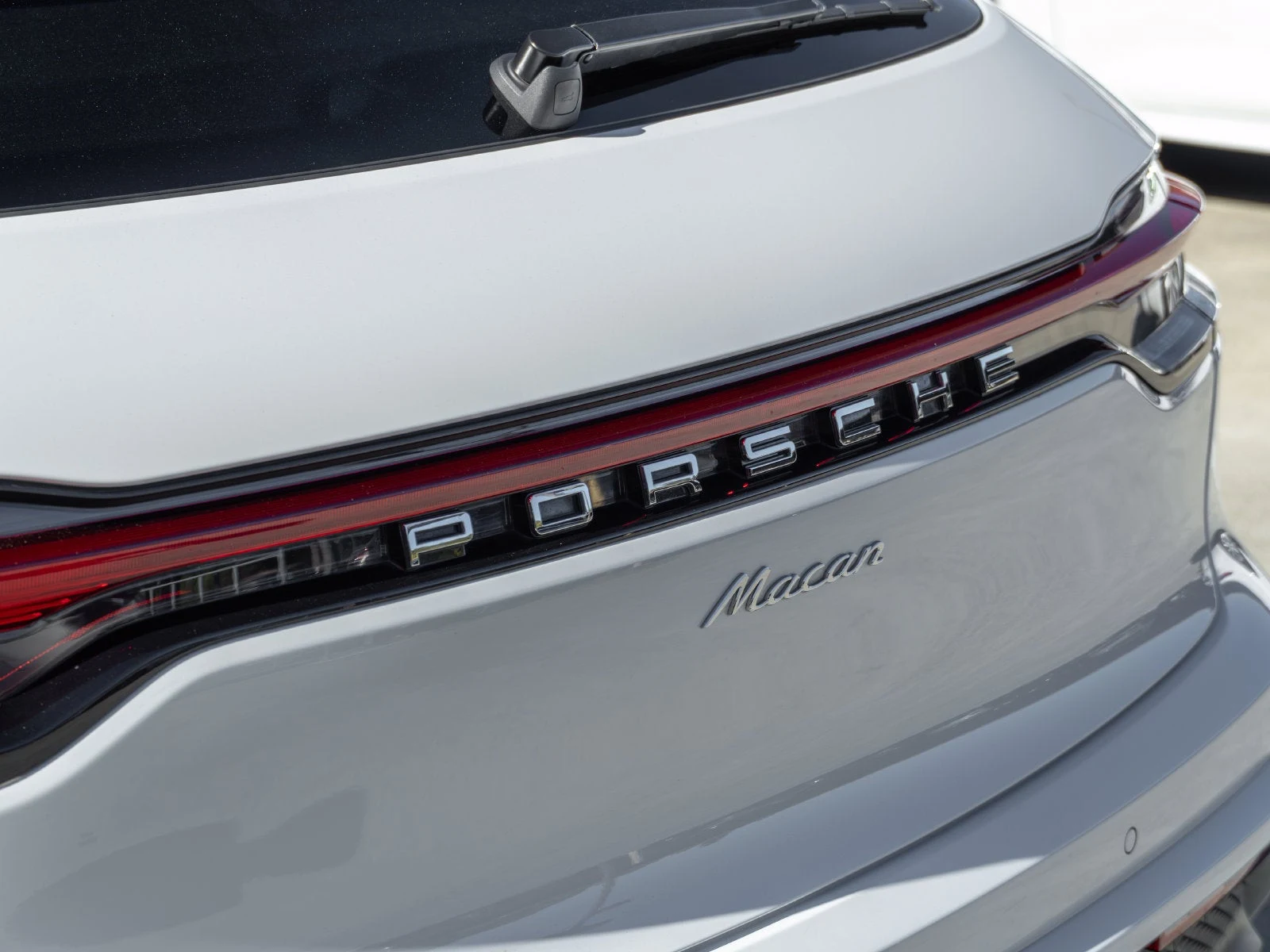 2025 Porsche Macan (95B), 18/20