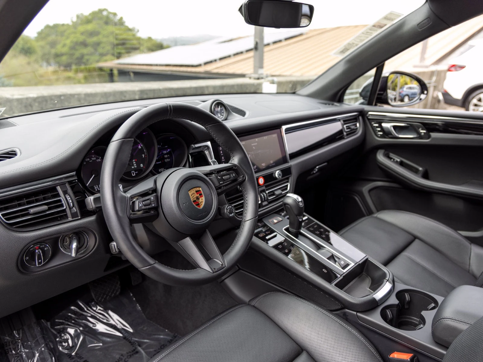 2026 Porsche Macan (95B), 4/20