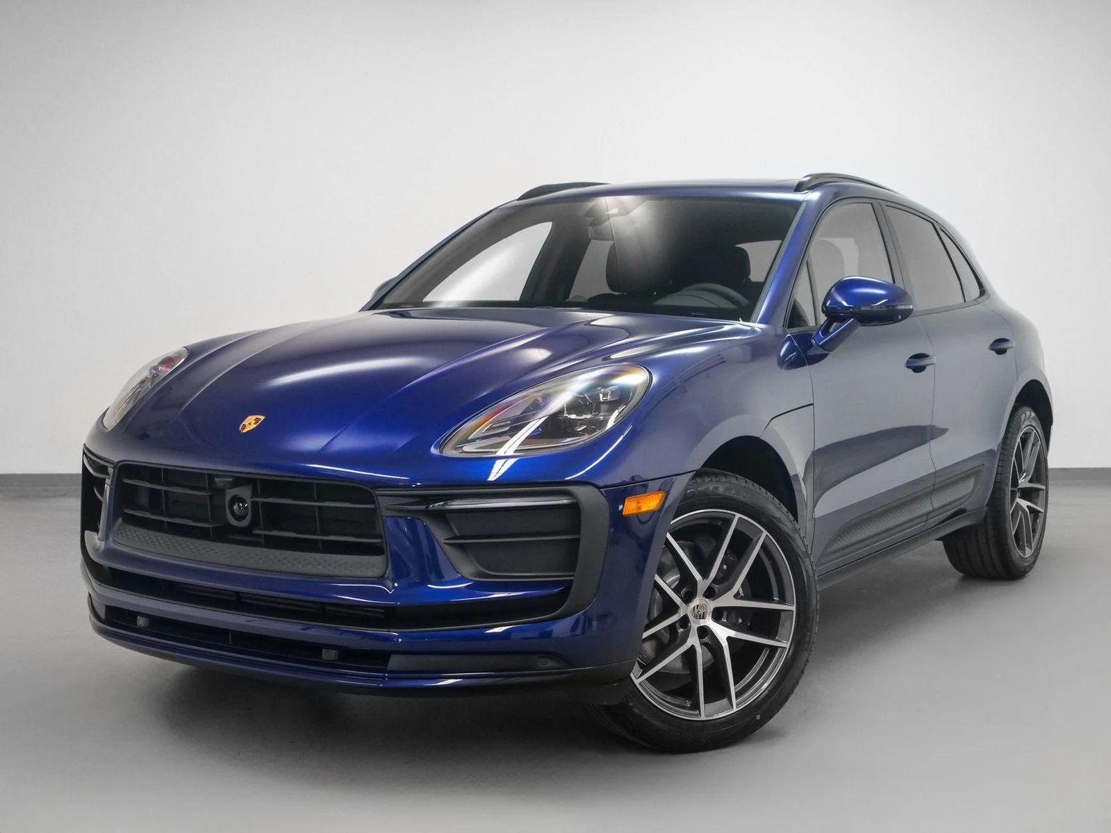 Porsche Macan (95B) · Gentian Blue Metallic · Indigo Auto Group
