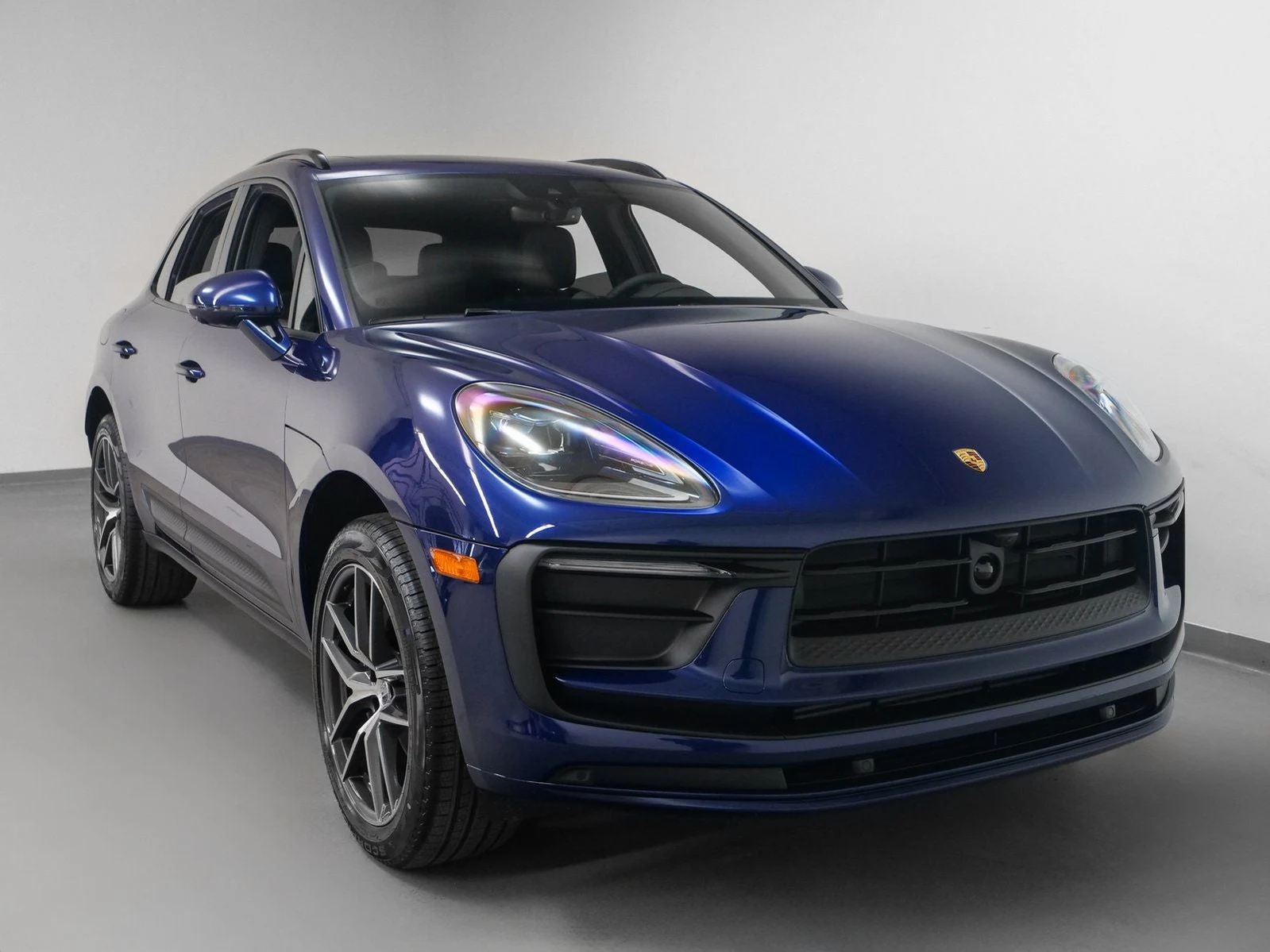 2025 Porsche Macan (95B), 9/20