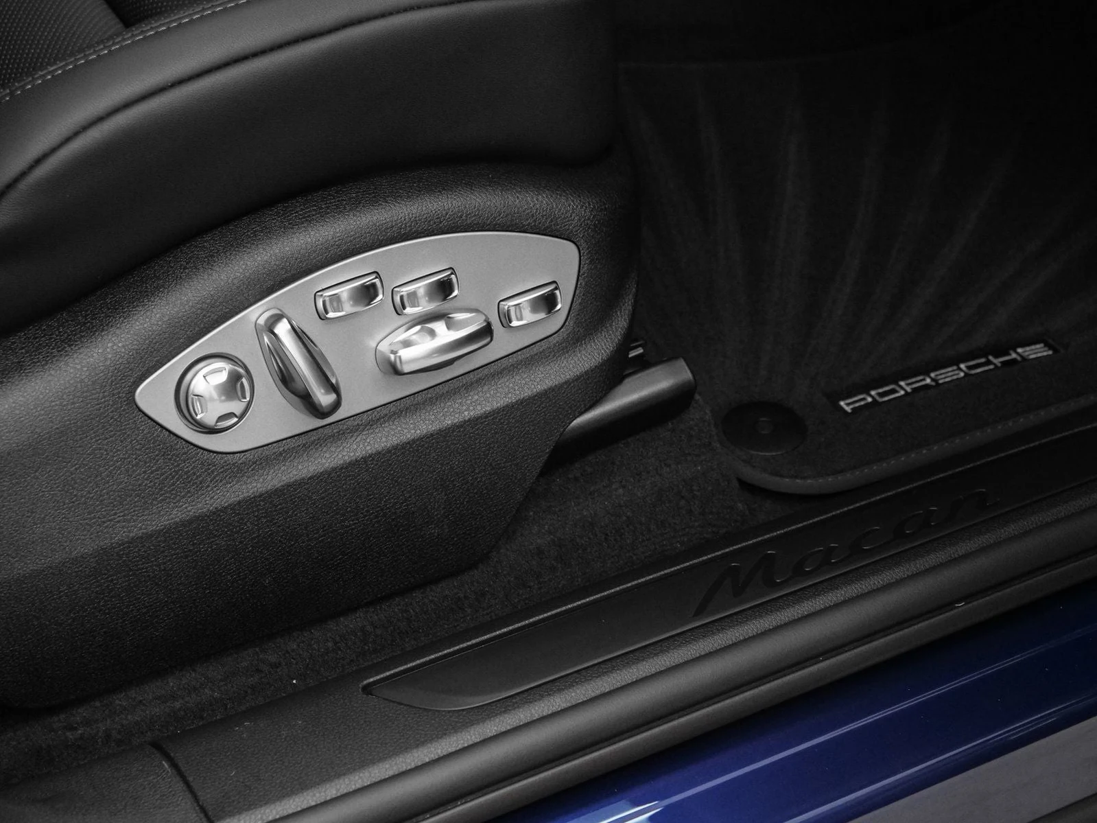 2025 Porsche Macan (95B), 18/20