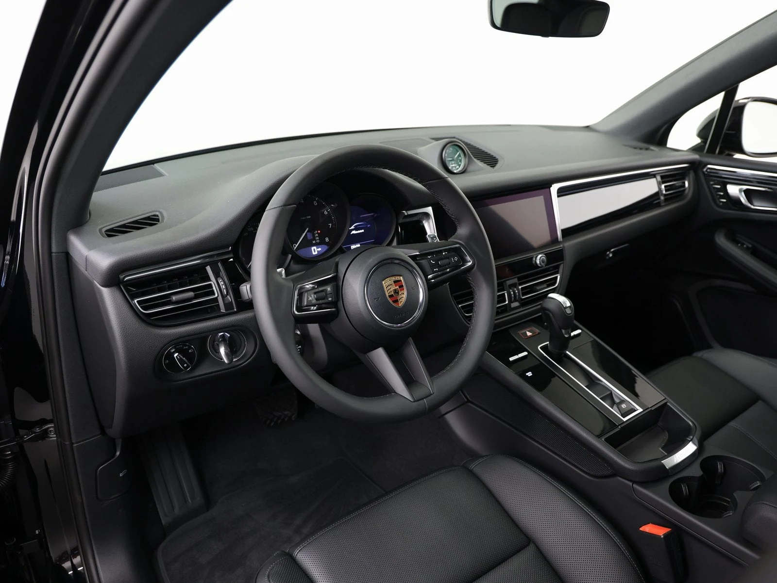 2025 Porsche Macan (95B), 4/20