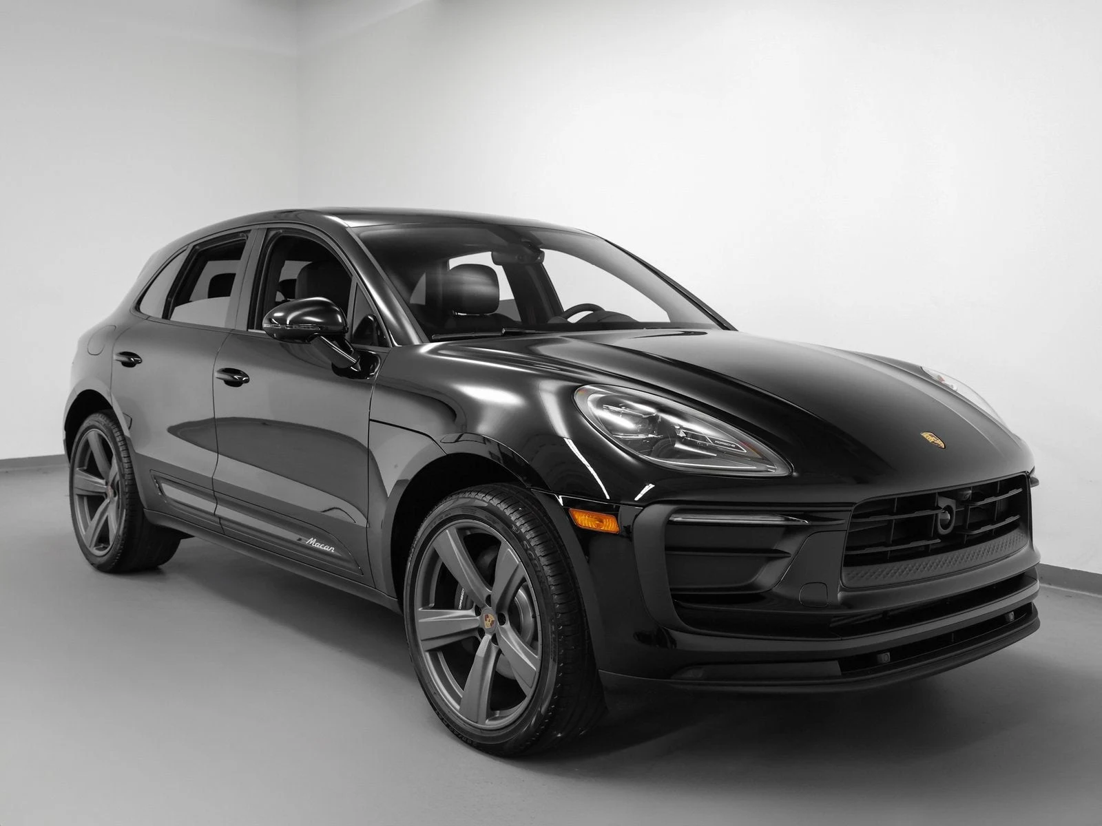 2025 Porsche Macan (95B), 10/20