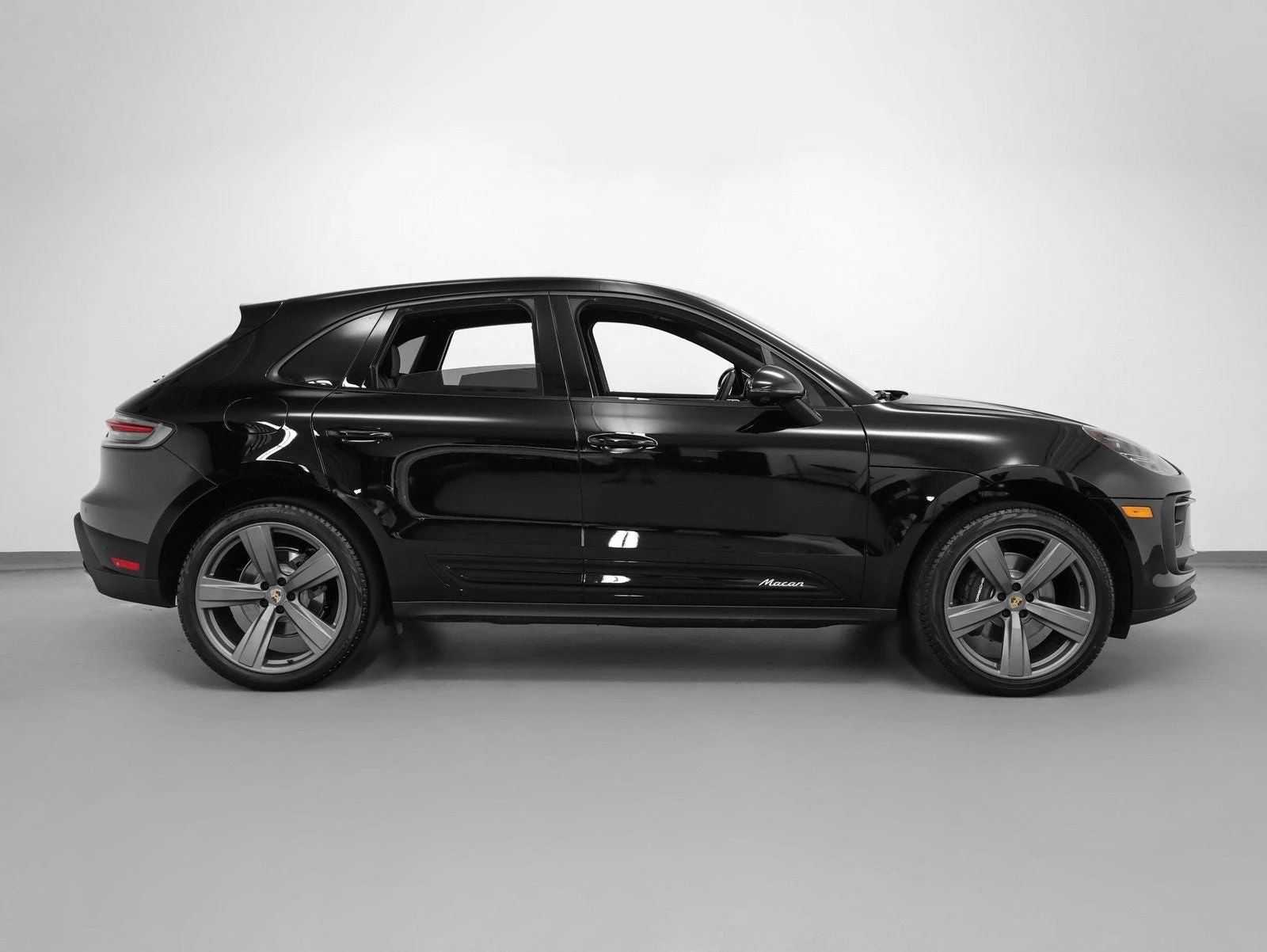2025 Porsche Macan (95B), 13/20