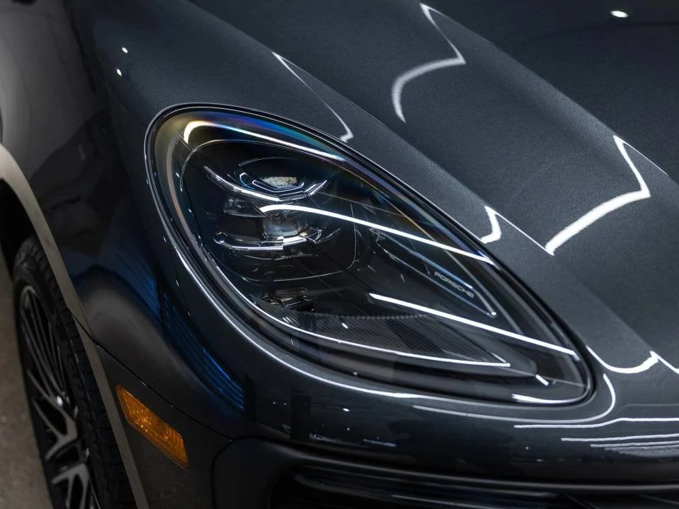 2026 Porsche Macan (95B), 8/20
