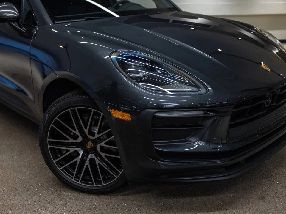 2026 Porsche Macan (95B), 19/20