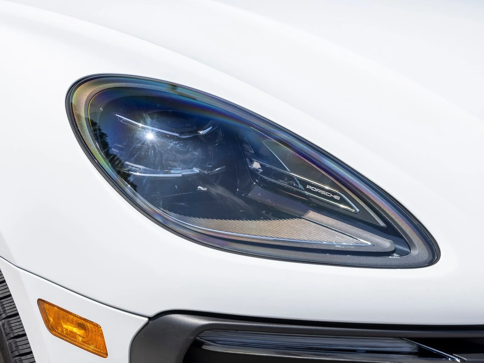2026 Porsche Macan (95B), 14/20