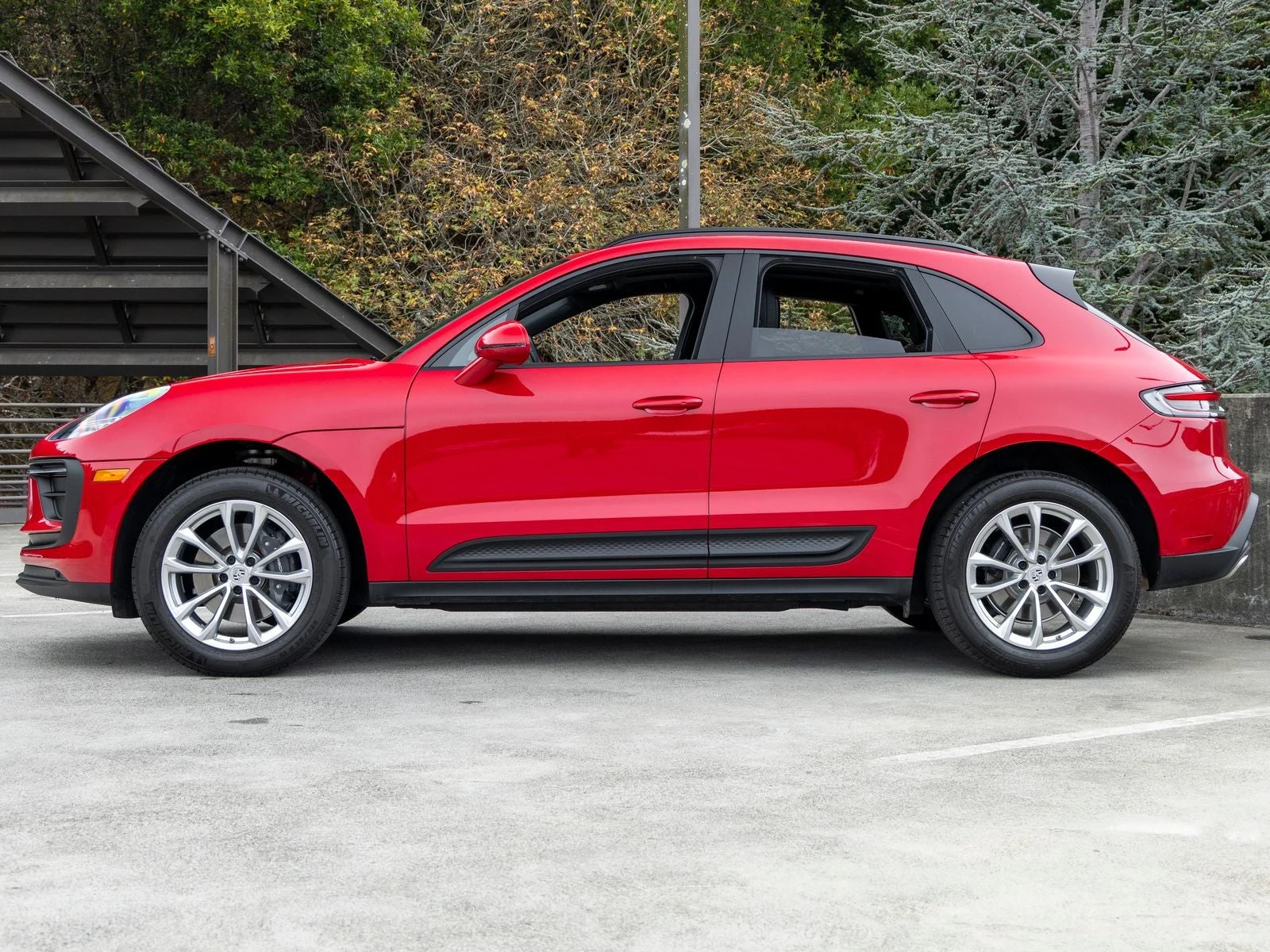 2026 Porsche Macan (95B), 2/20