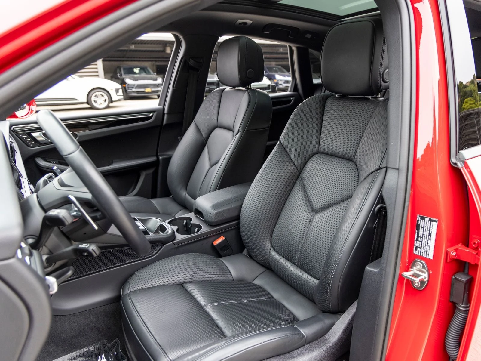 2026 Porsche Macan (95B), 5/20