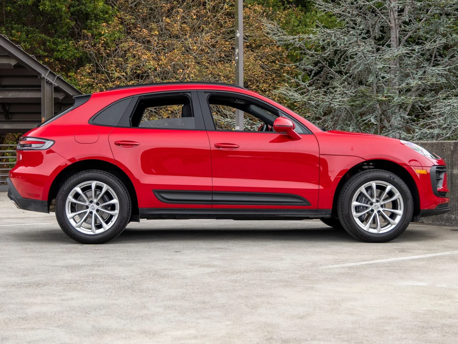 2026 Porsche Macan (95B), 12/20