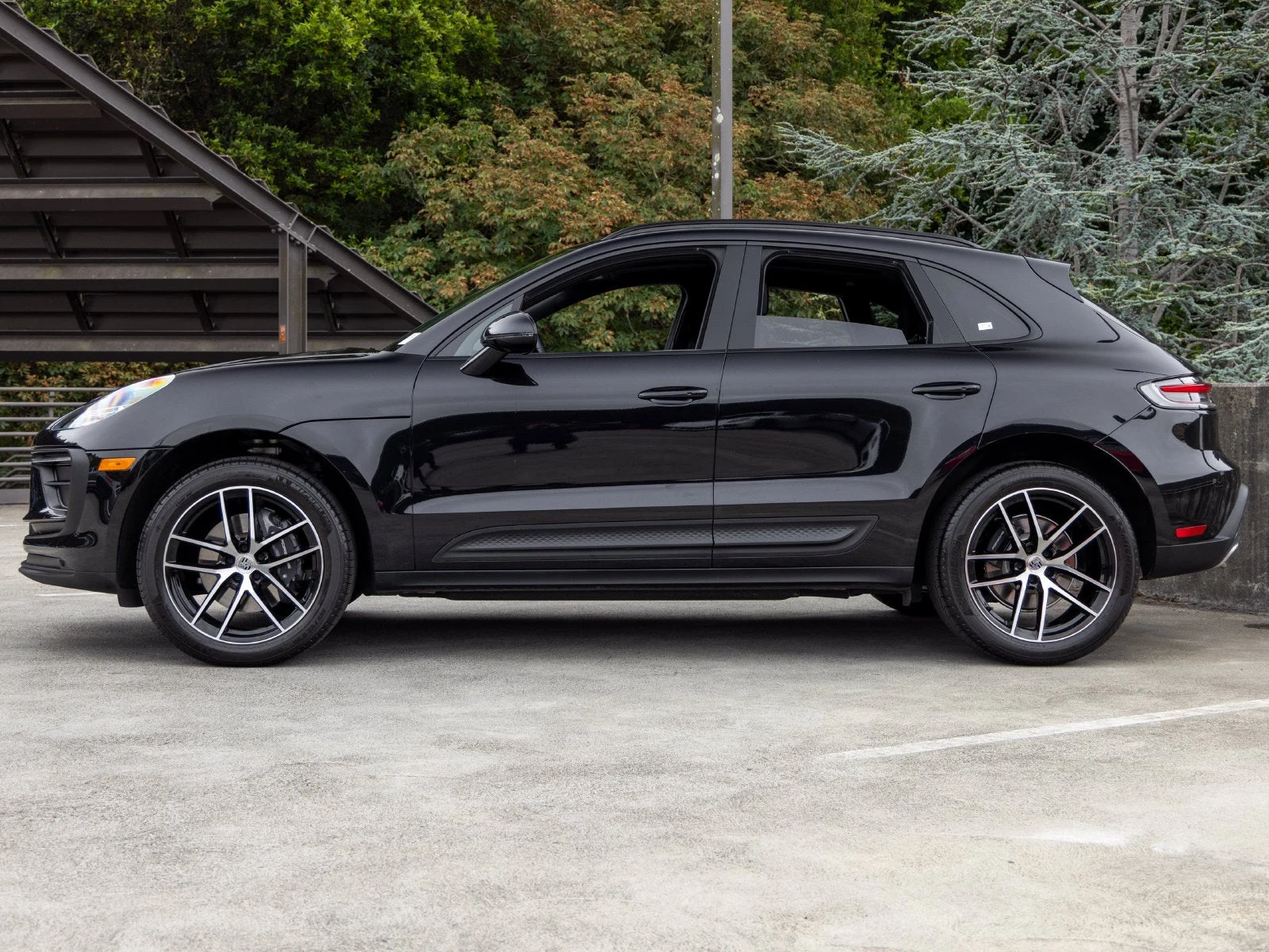 2026 Porsche Macan (95B), 2/20