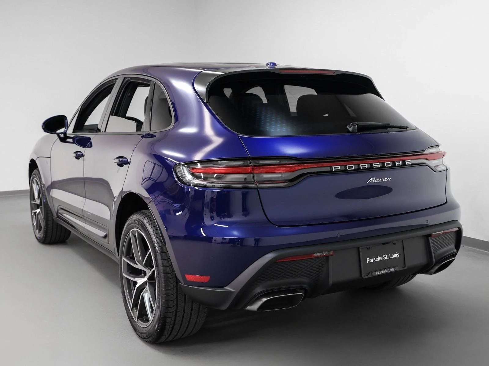 2025 Porsche Macan (95B), 3/20
