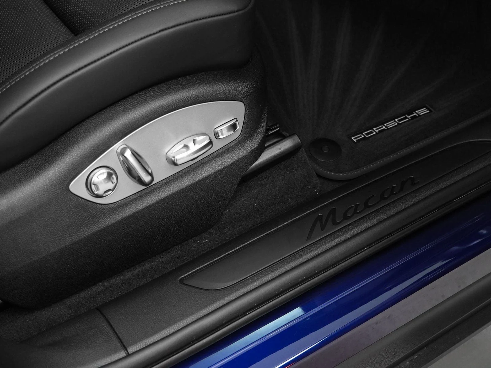 2025 Porsche Macan (95B), 17/20