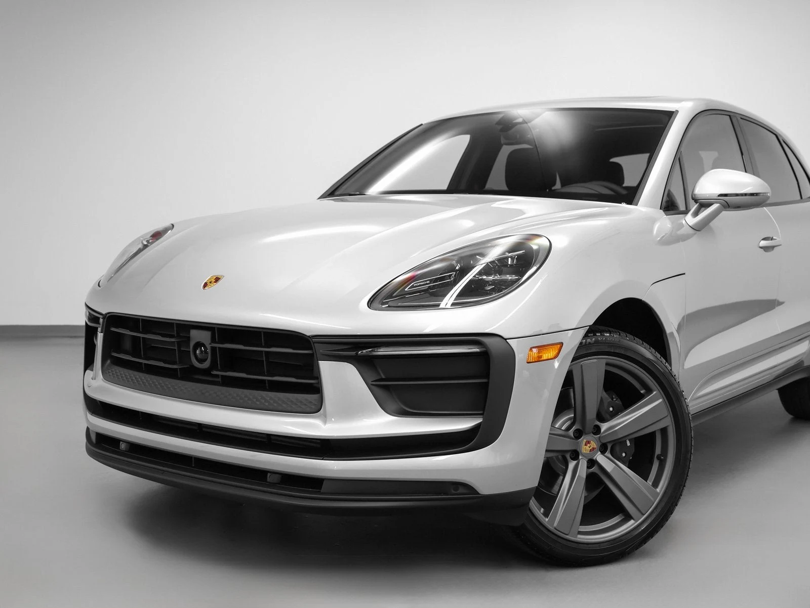 2025 Porsche Macan (95B), 7/20