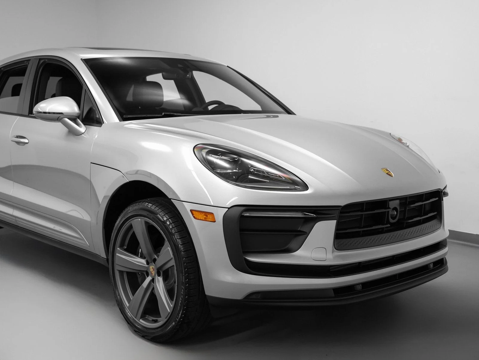 2025 Porsche Macan (95B), 9/20