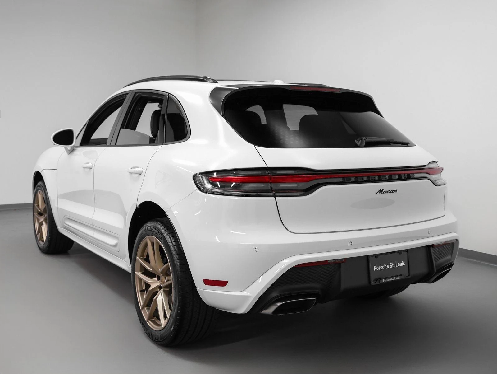 2025 Porsche Macan (95B), 3/20