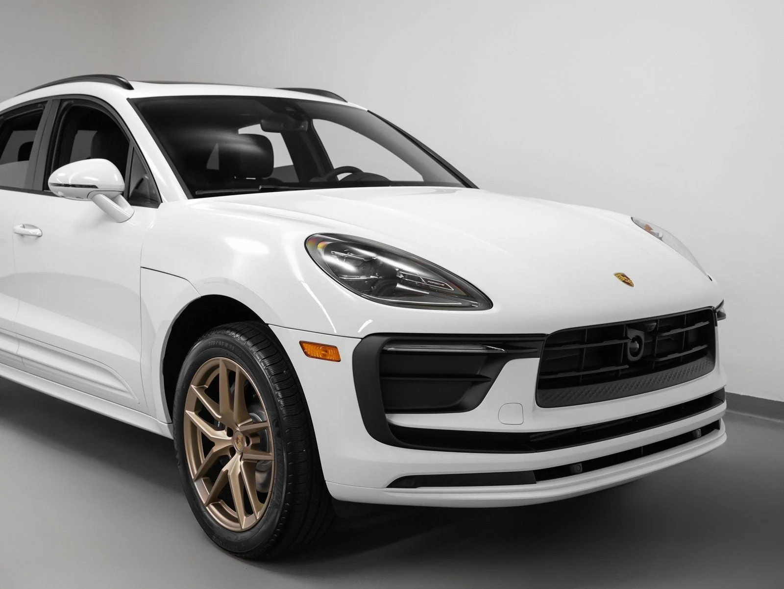 2025 Porsche Macan (95B), 9/20