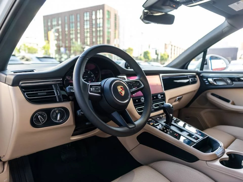 2026 Porsche Macan (95B), 4/20
