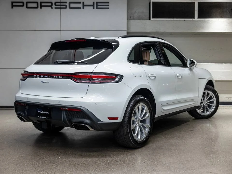 2026 Porsche Macan (95B), 8/20