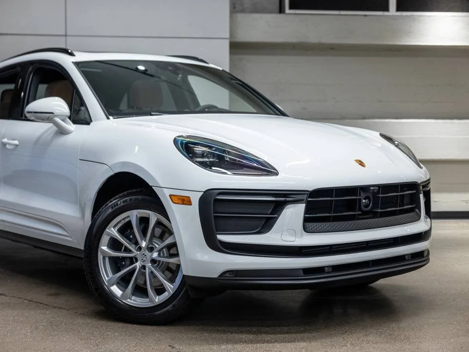 2026 Porsche Macan (95B), 13/20