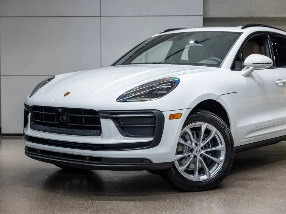2026 Porsche Macan (95B), 14/20