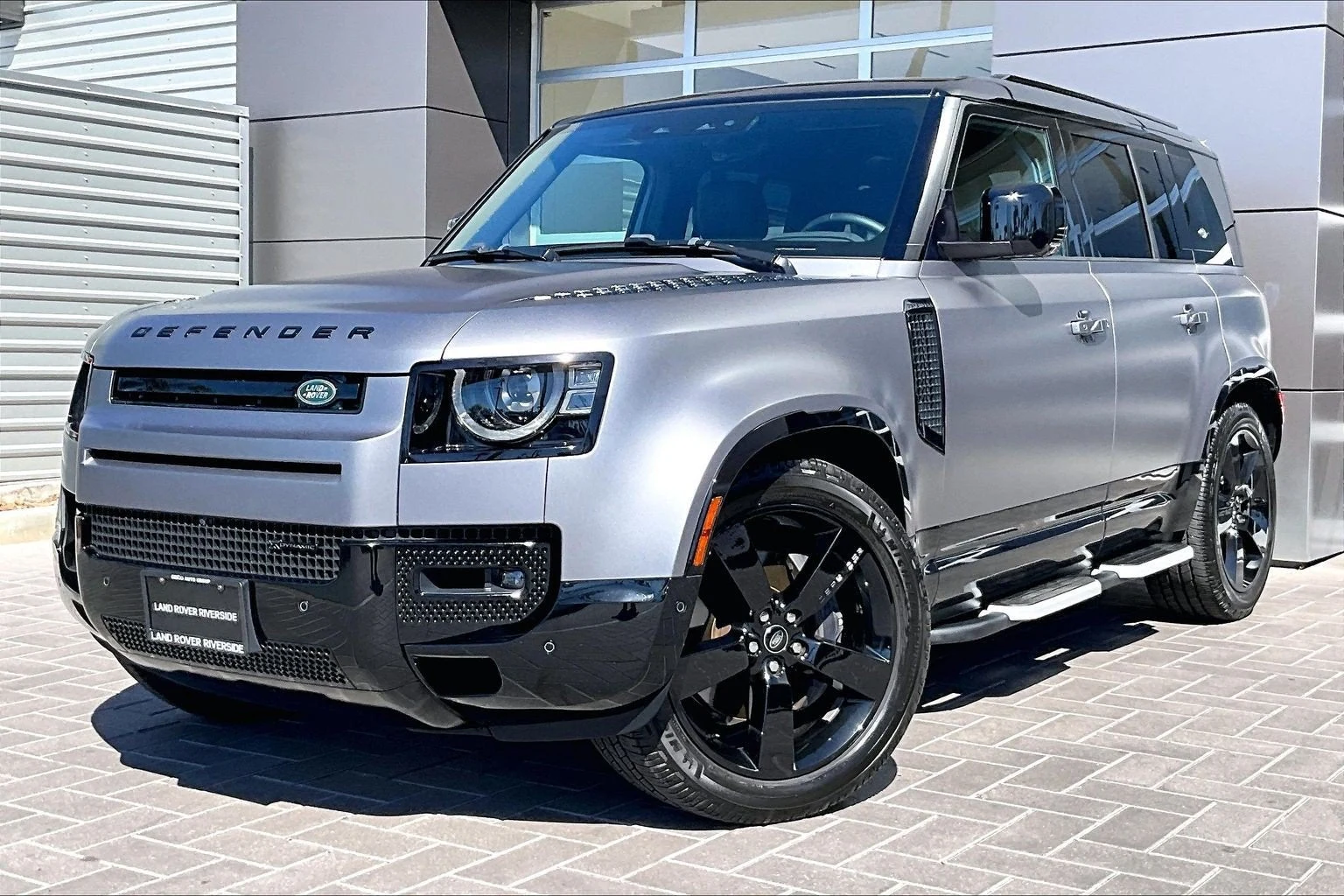 Land Rover Defender 110 X-Dynamic SE (L663) · Eiger Gray Metallic · Indigo Auto Group