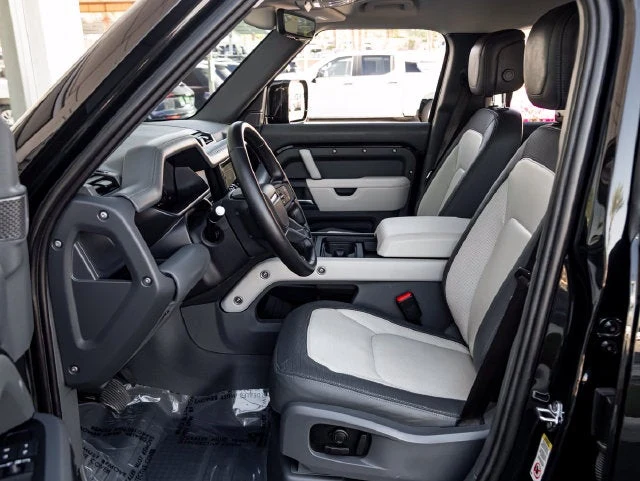 2024 Land Rover Defender 110 X-Dynamic SE (L663), 14/20
