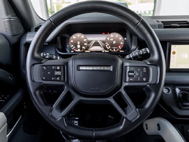 2024 Land Rover Defender 110 X-Dynamic SE (L663), 18/20