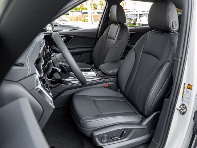 2026 Audi Q7 55 TFSI Premium Plus quattro (4M), 12/20