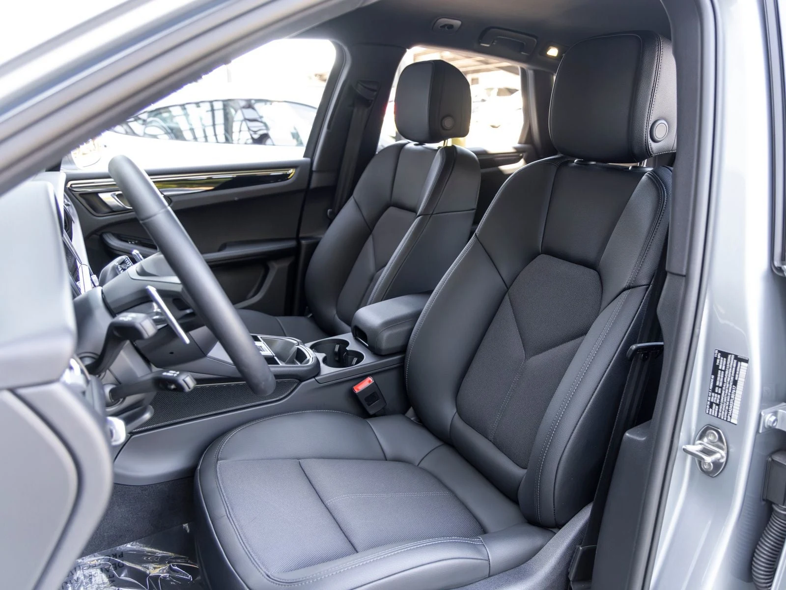 2026 Porsche Macan (95B), 5/20