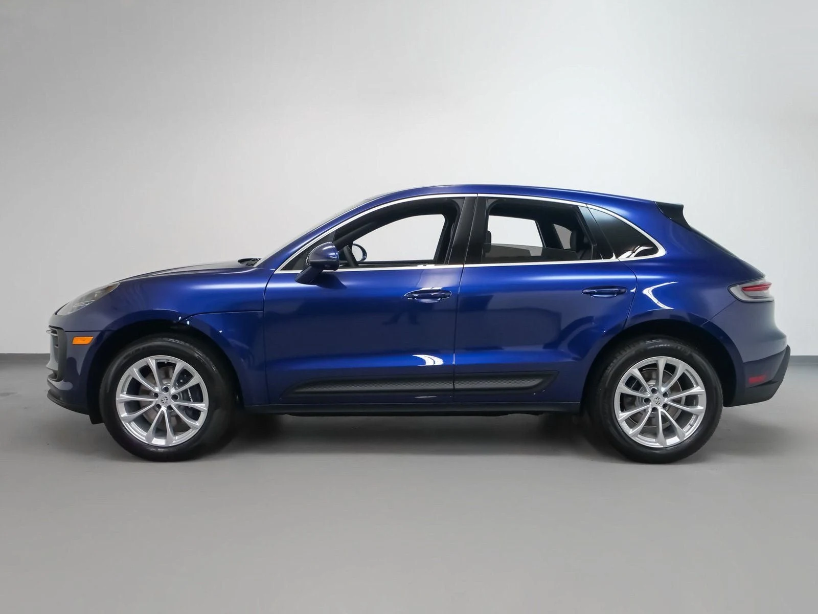 2025 Porsche Macan (95B), 2/20