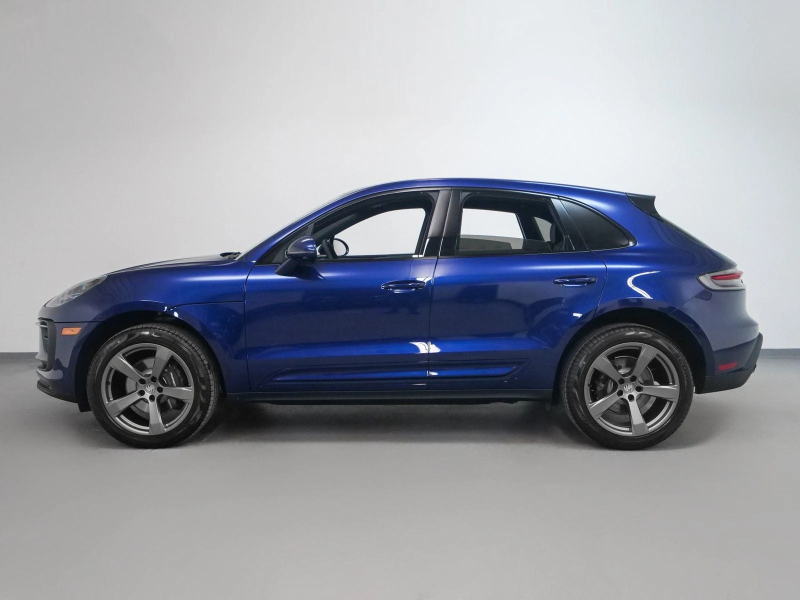 2025 Porsche Macan (95B), 2/20