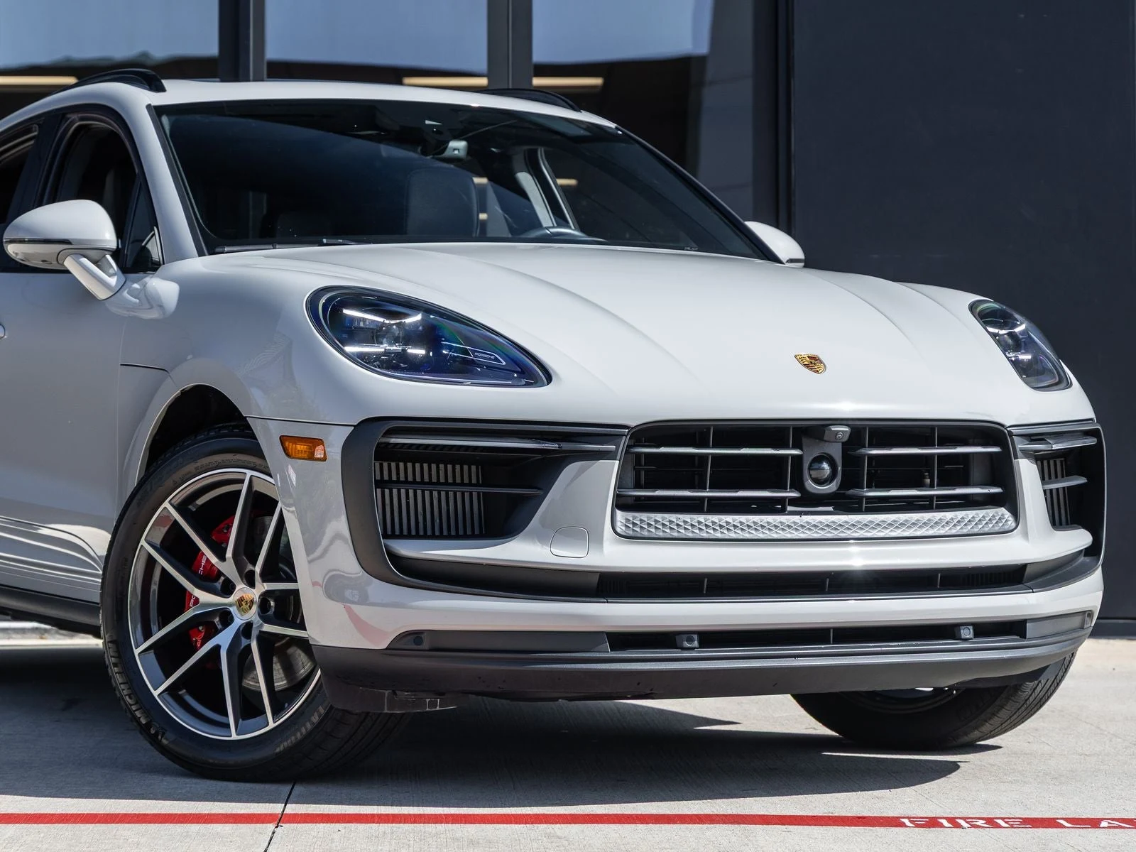 2024 Porsche Macan S (95B), 9/20