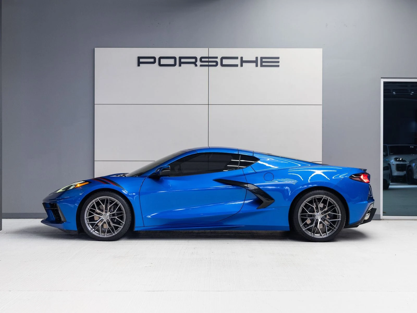 2021 Chevrolet Corvette Stingray 1LT Coupé (C8), 2/20
