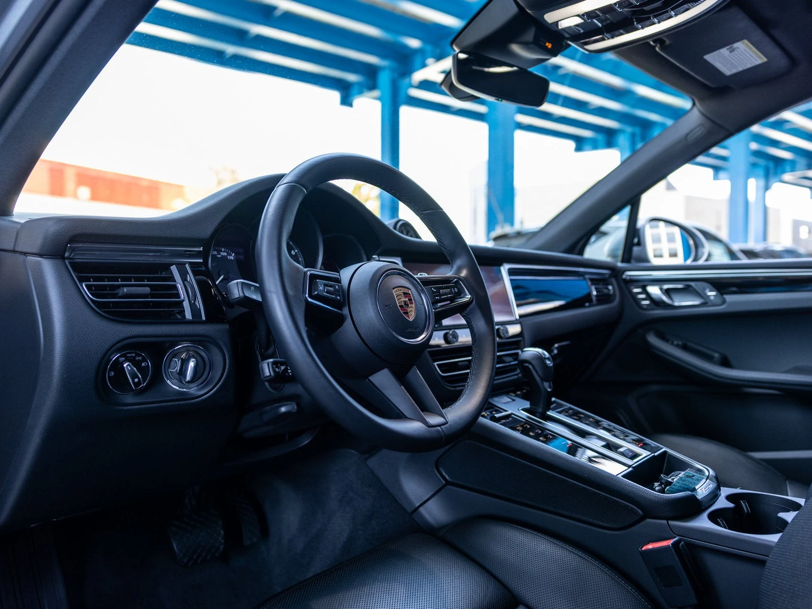2025 Porsche Macan (95B), 4/20