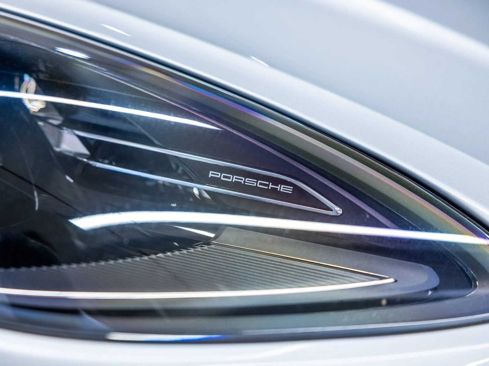 2025 Porsche Macan (95B), 14/20