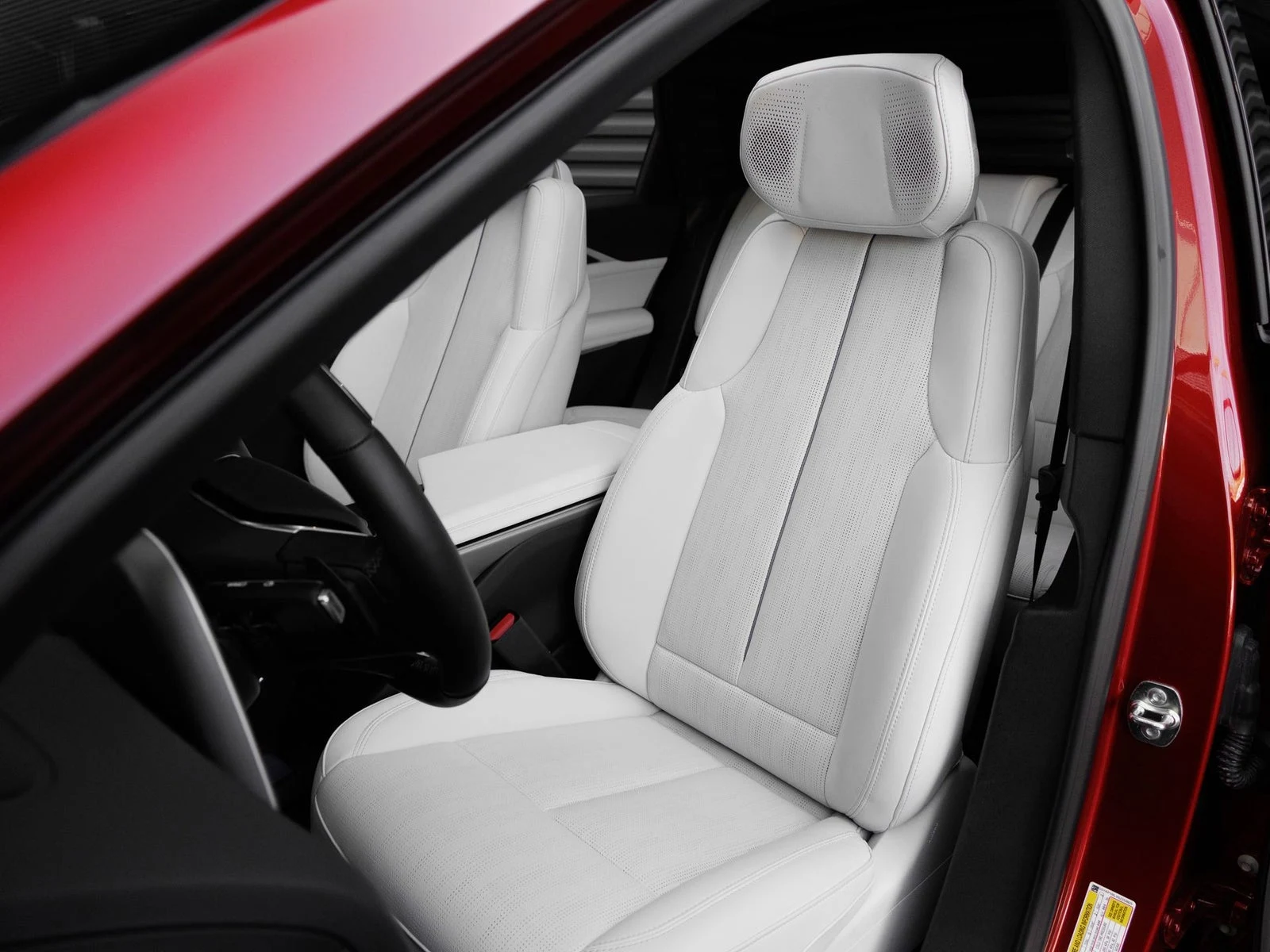 2025 Cadillac Lyriq Sport, 5/20