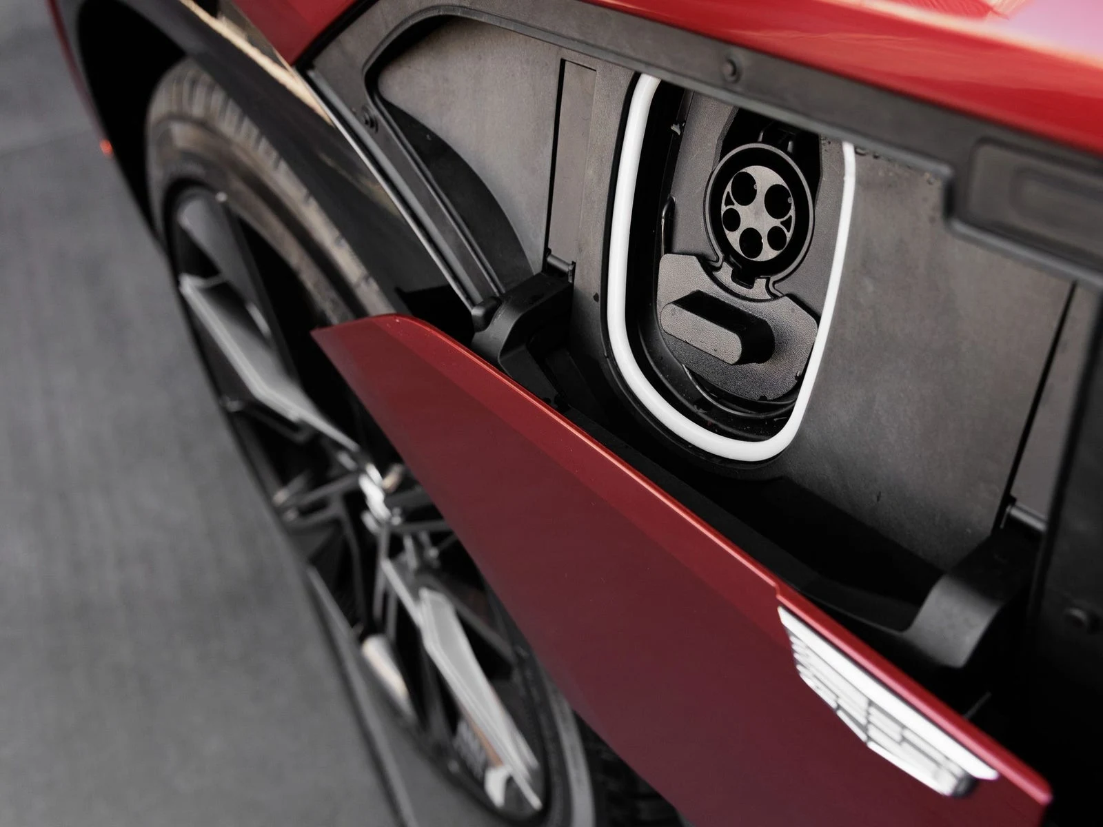 2025 Cadillac Lyriq Sport, 14/20