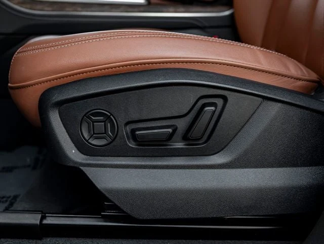 2025 Audi Q8 55 Premium Plus (4M), 16/20