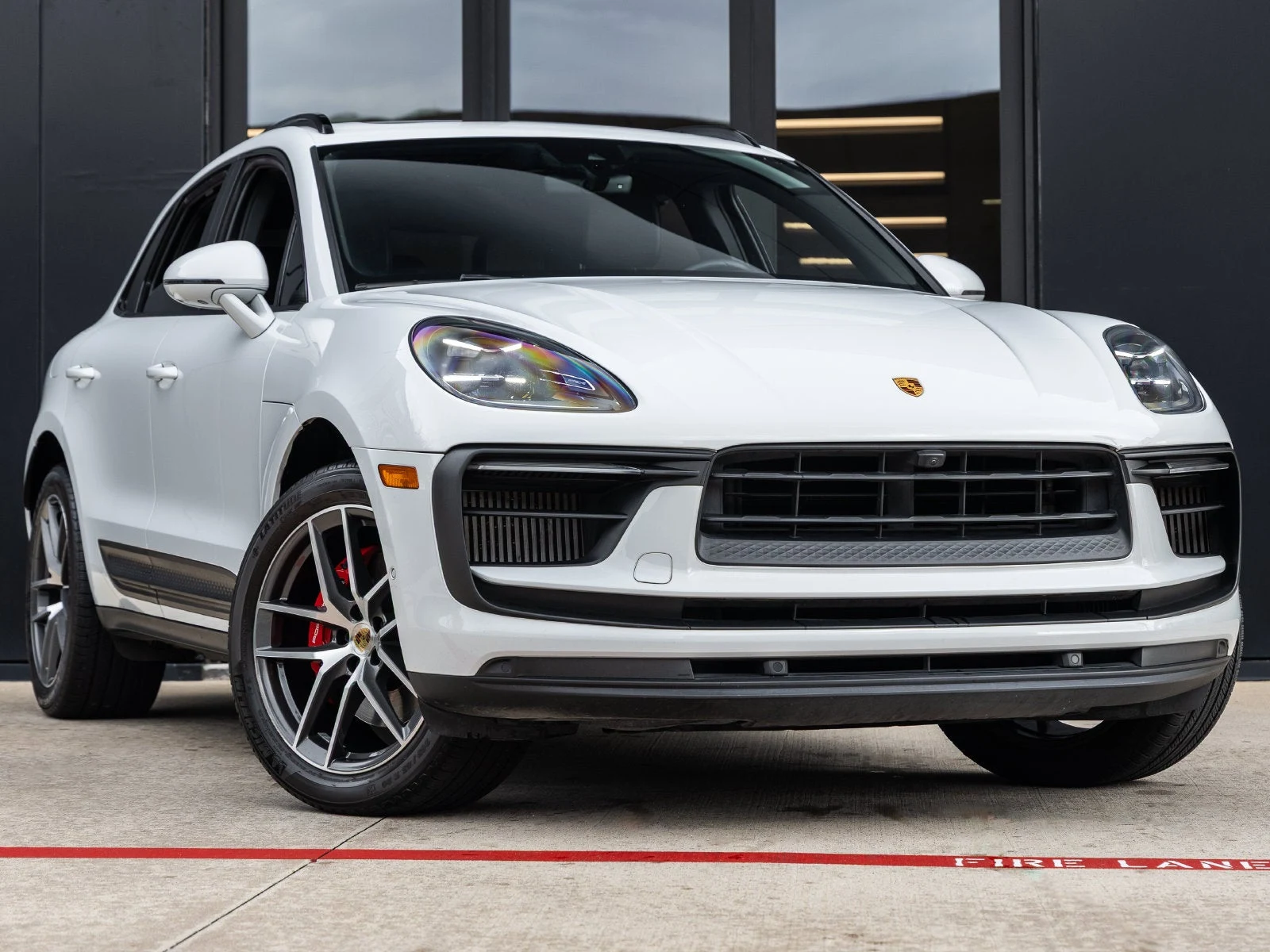 2022 Porsche Macan S (95B), 6/20
