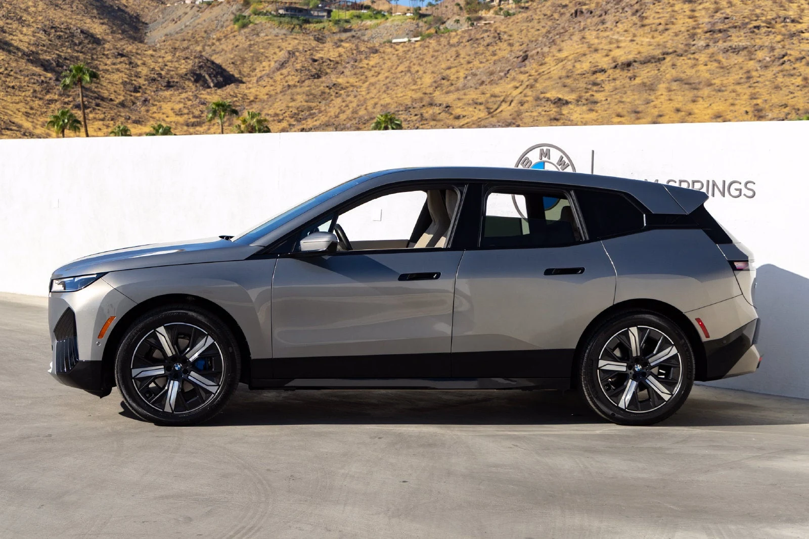 2024 BMW iX xDrive50 (I20), 3/20