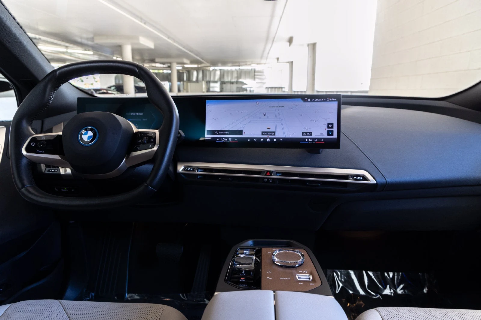 2024 BMW iX xDrive50 (I20), 10/20