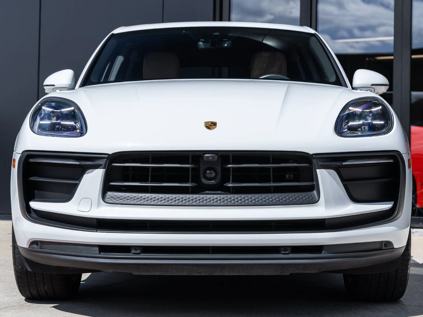 2024 Porsche Macan (95B), 8/20