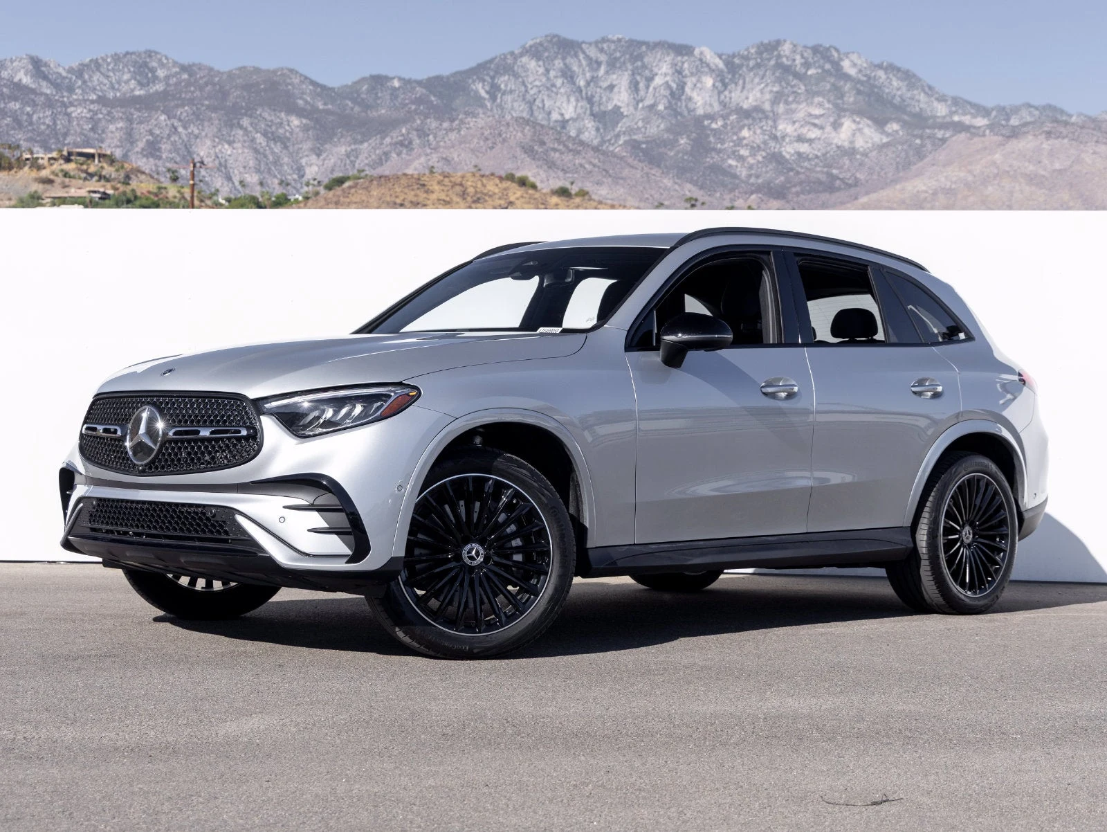 Mercedes-Benz GLC 300 (X254) · Cirrus Silver Metallic · Indigo Auto Group