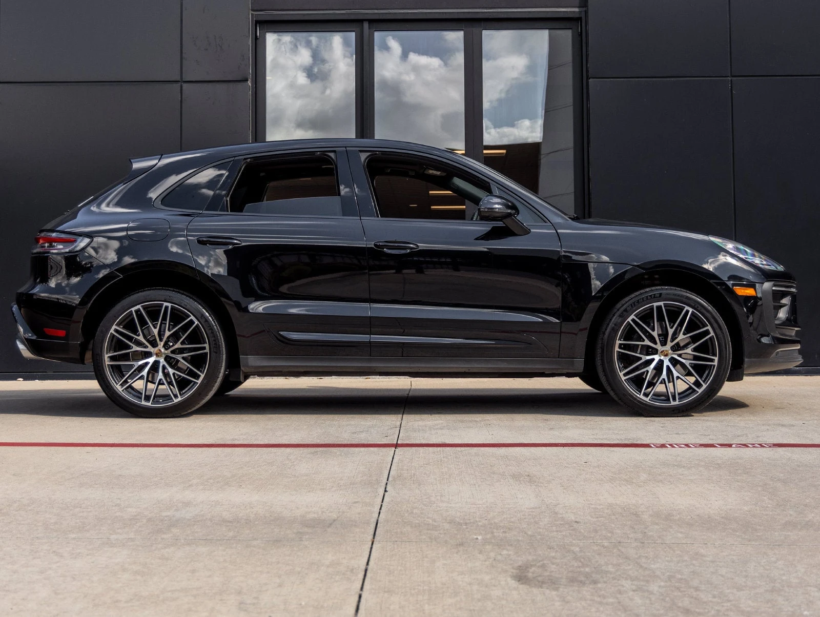2024 Porsche Macan (95B), 12/20