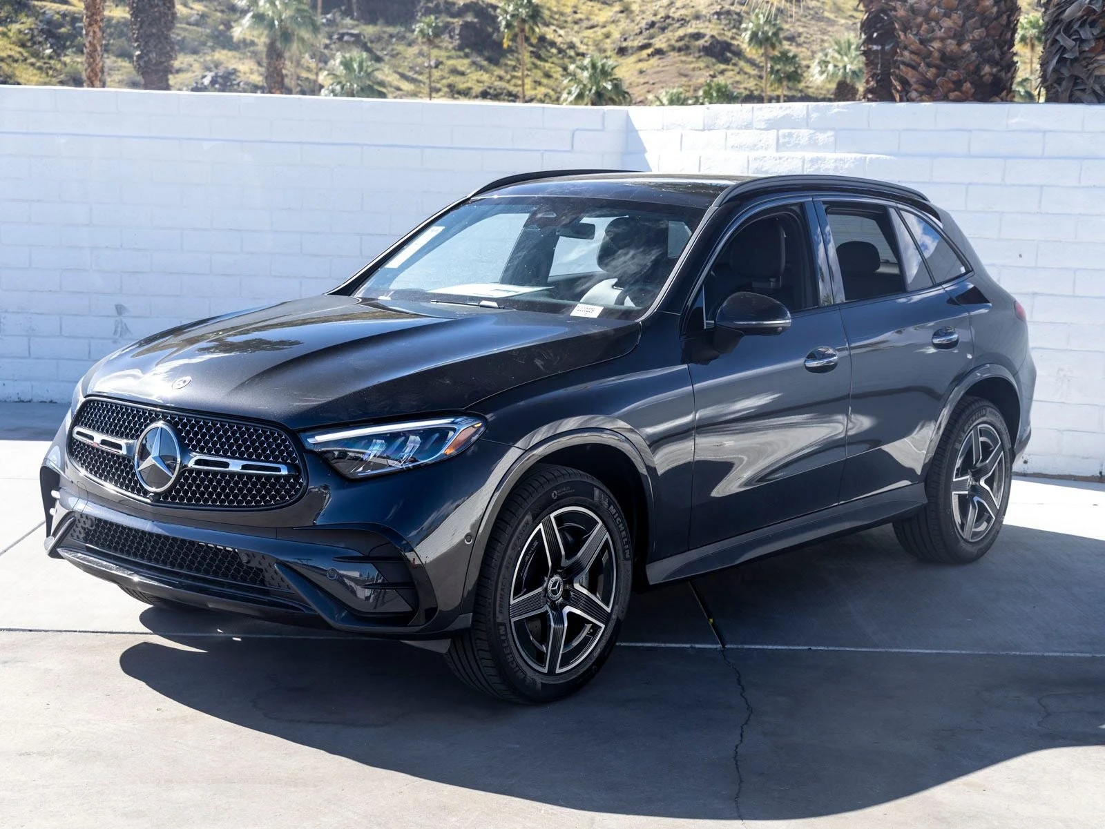 2026 Mercedes-Benz GLC 300 4MATIC (X254), 2/20