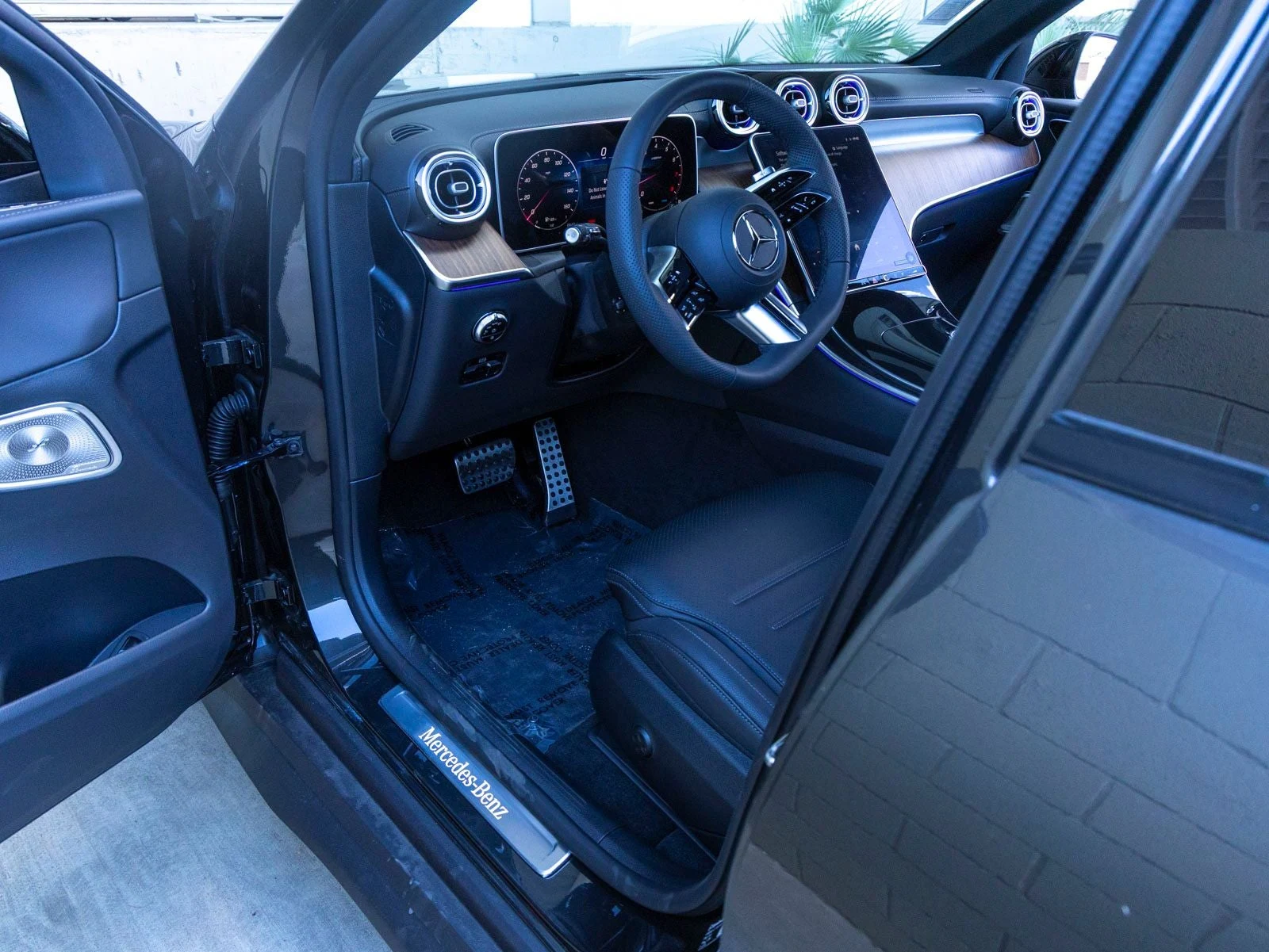 2026 Mercedes-Benz GLC 300 4MATIC (X254), 15/20