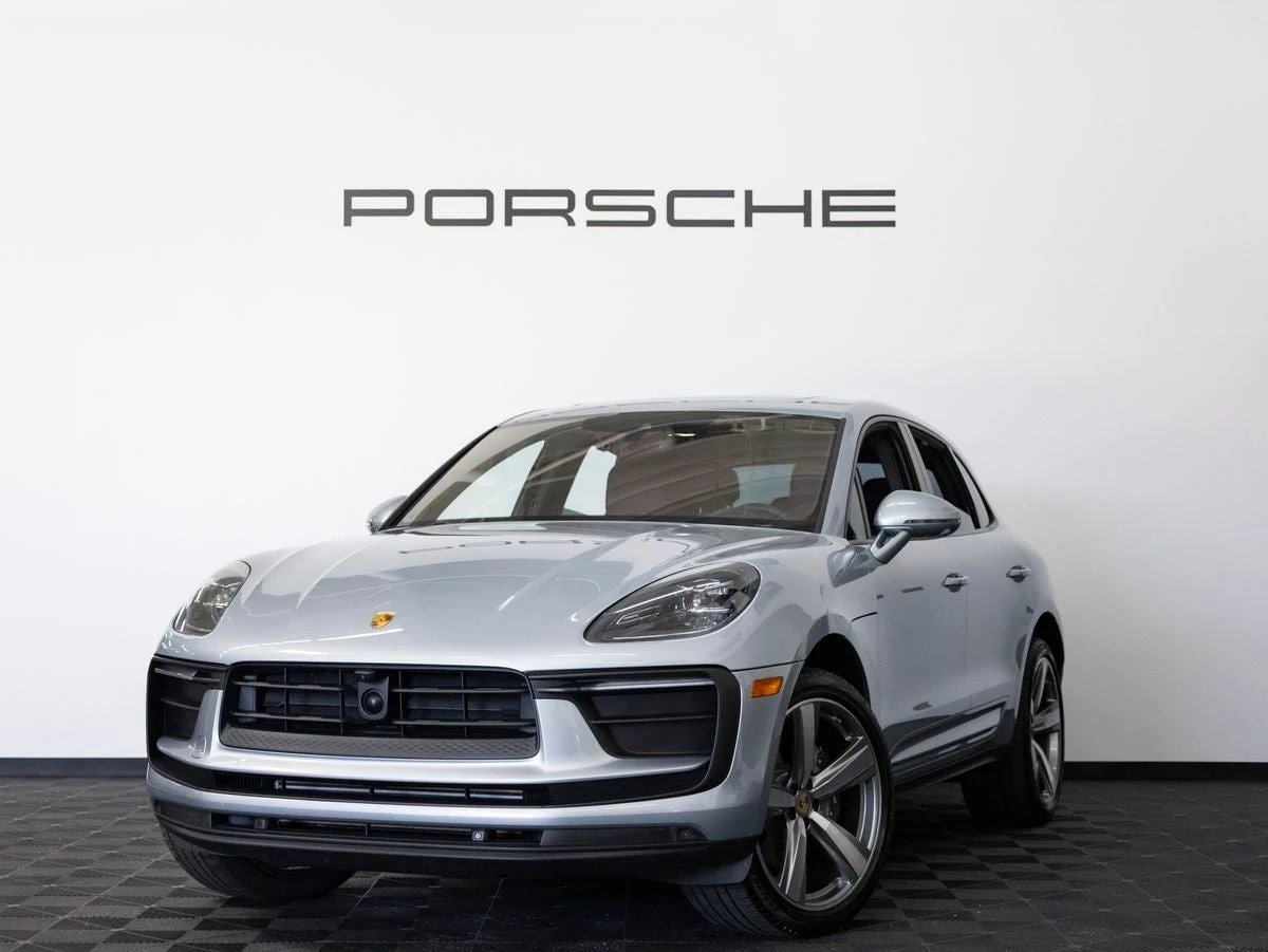 Porsche Macan (95B) · Dolomite Silver Metallic · Indigo Auto Group