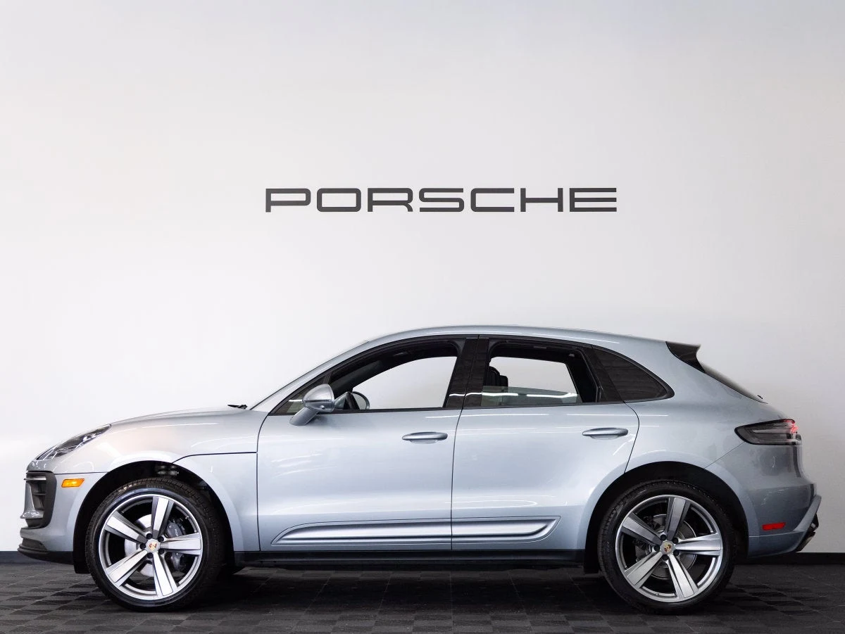 2024 Porsche Macan (95B), 2/20
